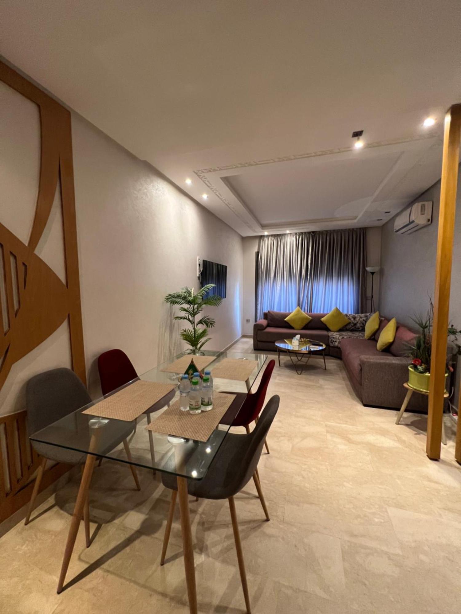 Bel appart+2 ROOM+WIFI+GARE CASA VOYAGEUR+TRAM Casablanca Extérieur photo